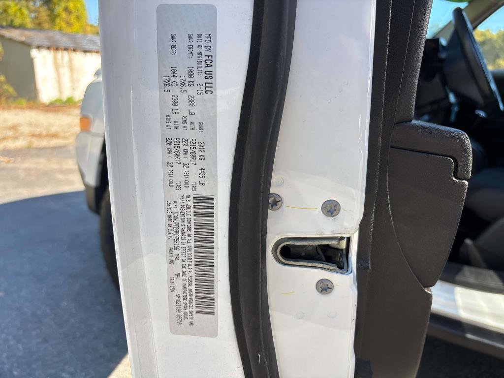 Used 2015 Jeep Patriot Latitude image 27