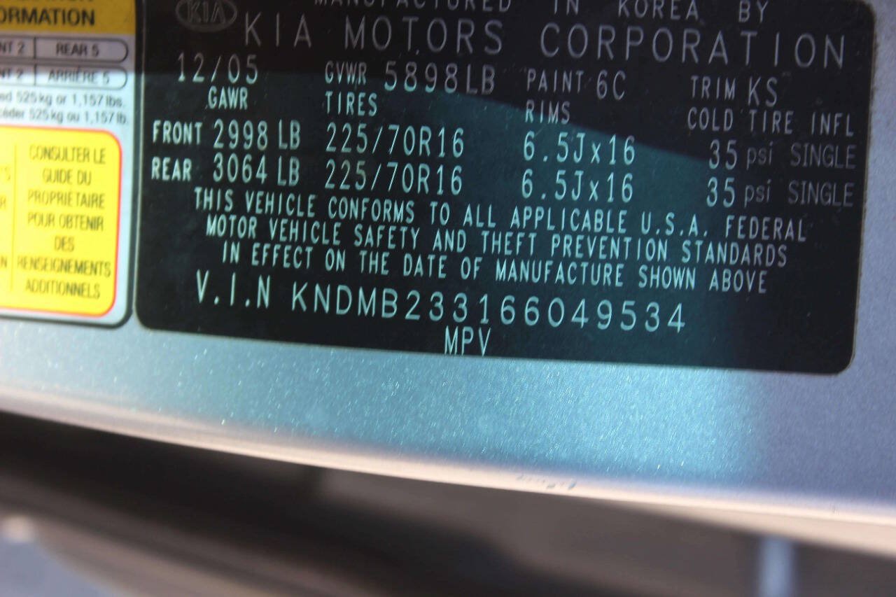 Used 2006 Kia Sedona EX FWD image 11
