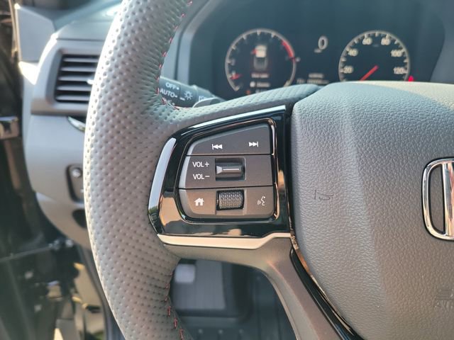 New 2026 Honda Ridgeline Black Edition image 18