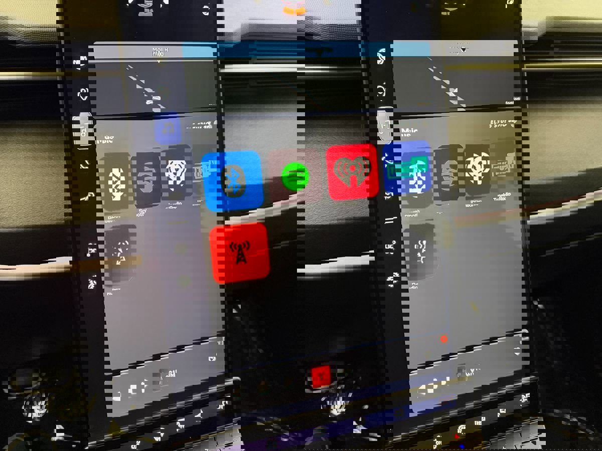 Used 2023 Fisker Ocean One image 31