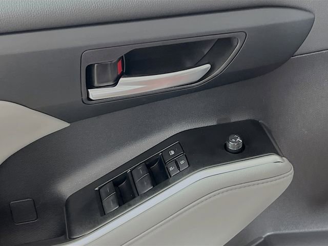 New 2026 Toyota Highlander XLE image 14