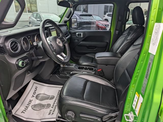 Used 2018 Jeep Wrangler Unlimited Sahara w/ Dual Top Group image 12