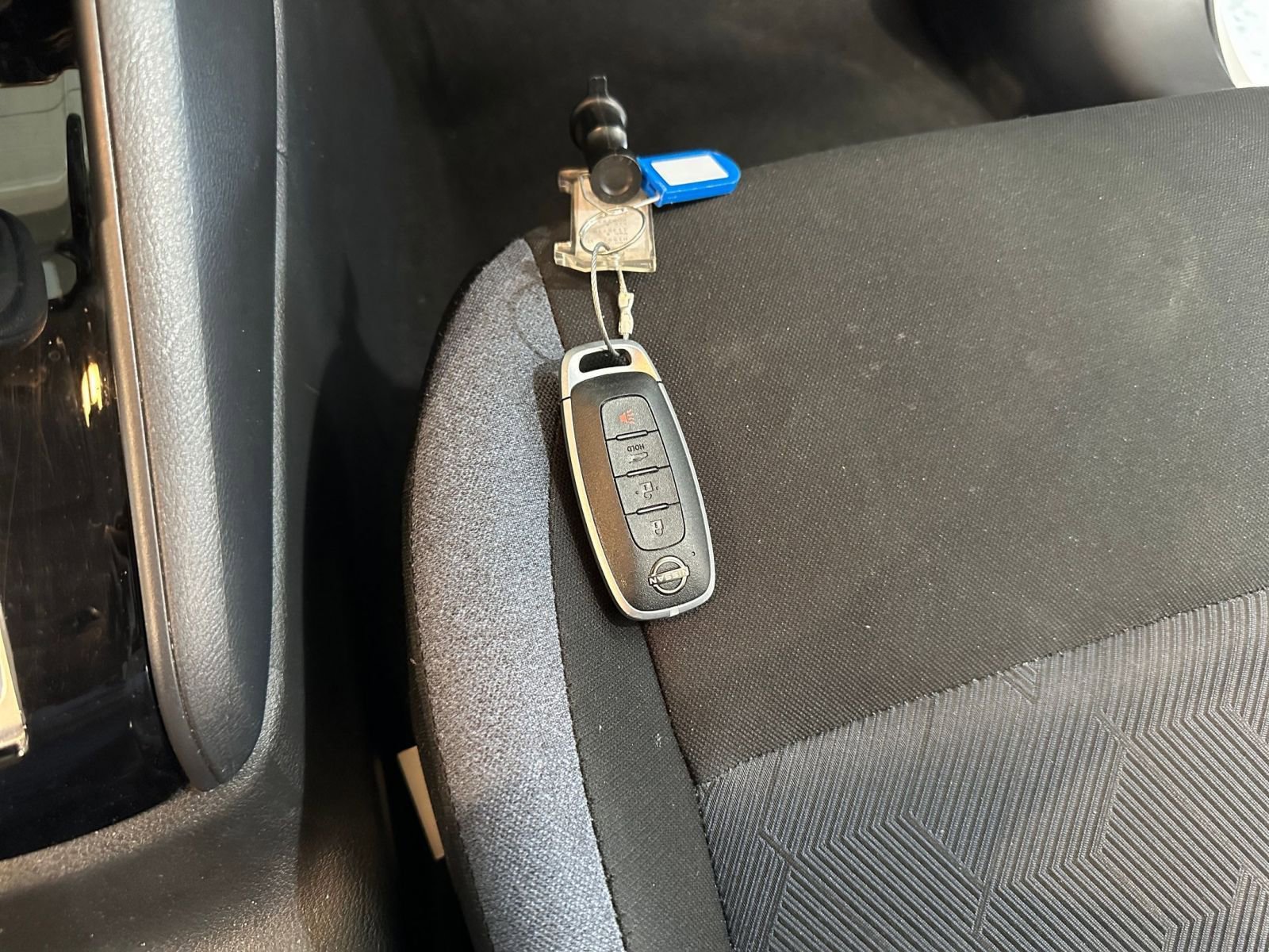 Used 2025 Nissan Versa SV image 21