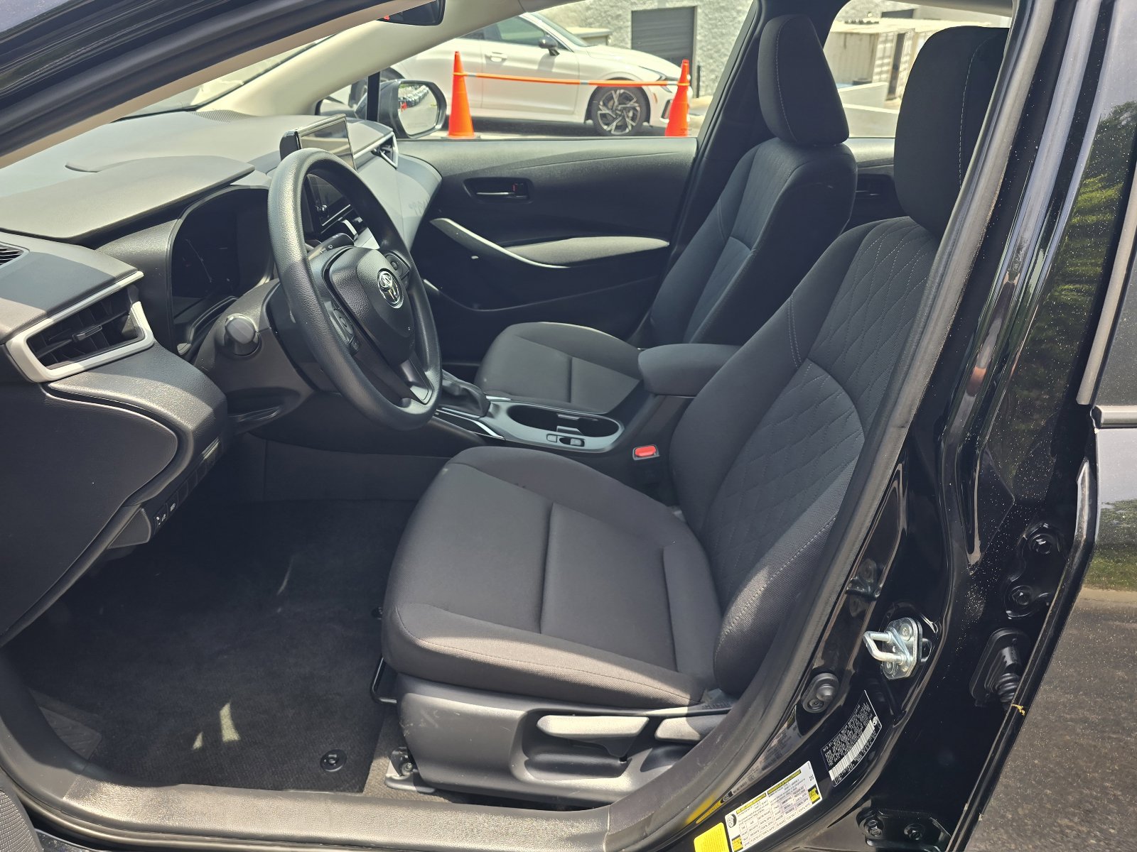 Used 2026 Toyota Corolla LE FWD image 11
