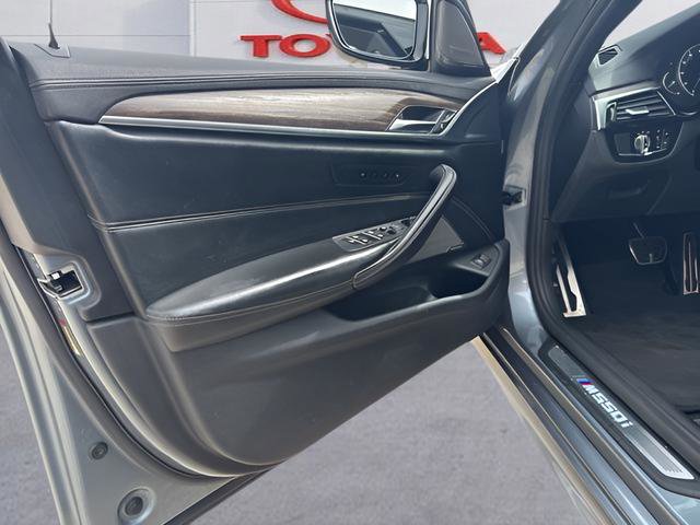 Used 2018 BMW M550i xDrive AWD/4WD image 23