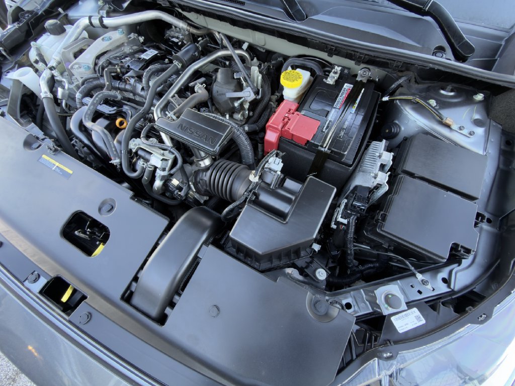 Used 2025 Nissan Sentra SV FWD image 29