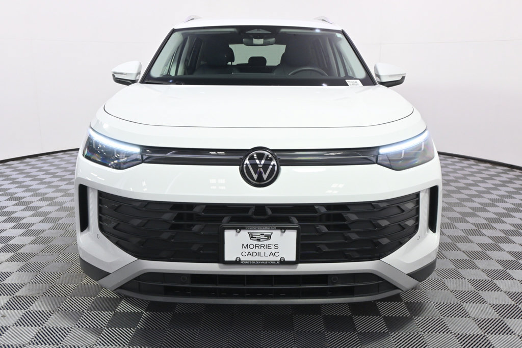 Used 2026 Volkswagen Tiguan SE AWD/4WD image 10