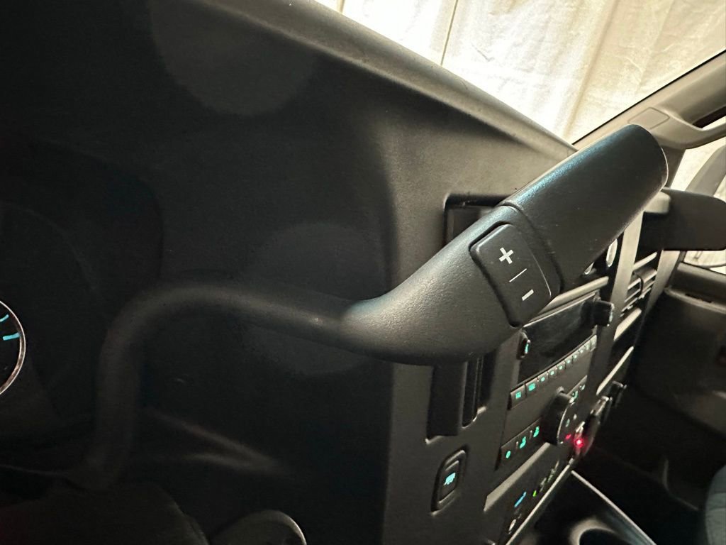 Used 2022 Chevrolet Express 3500 w/ Power Convenience Package image 24