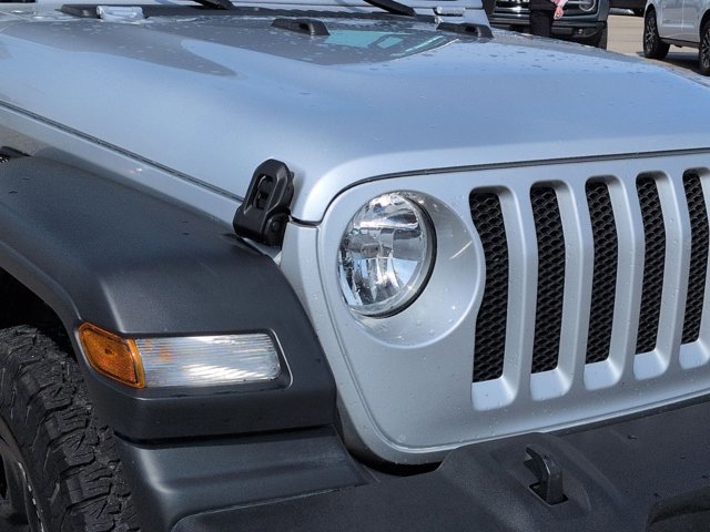 Used 2023 Jeep Wrangler Sport image 13