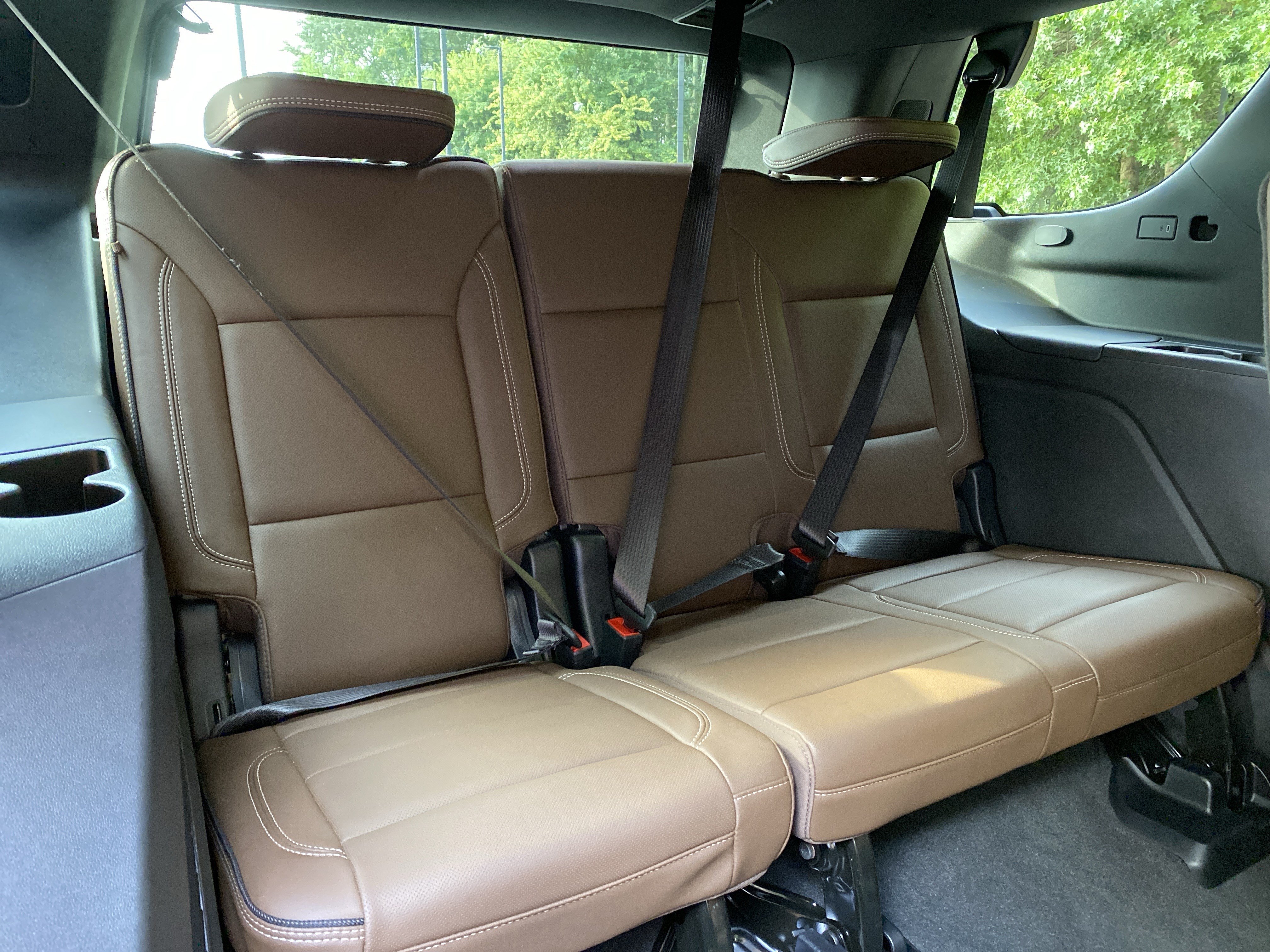 Used 2025 Chevrolet Tahoe High Country AWD/4WD image 40