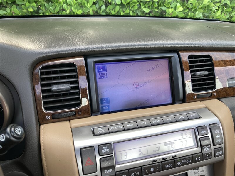Used 2006 Lexus SC 430 Convertible RWD image 25