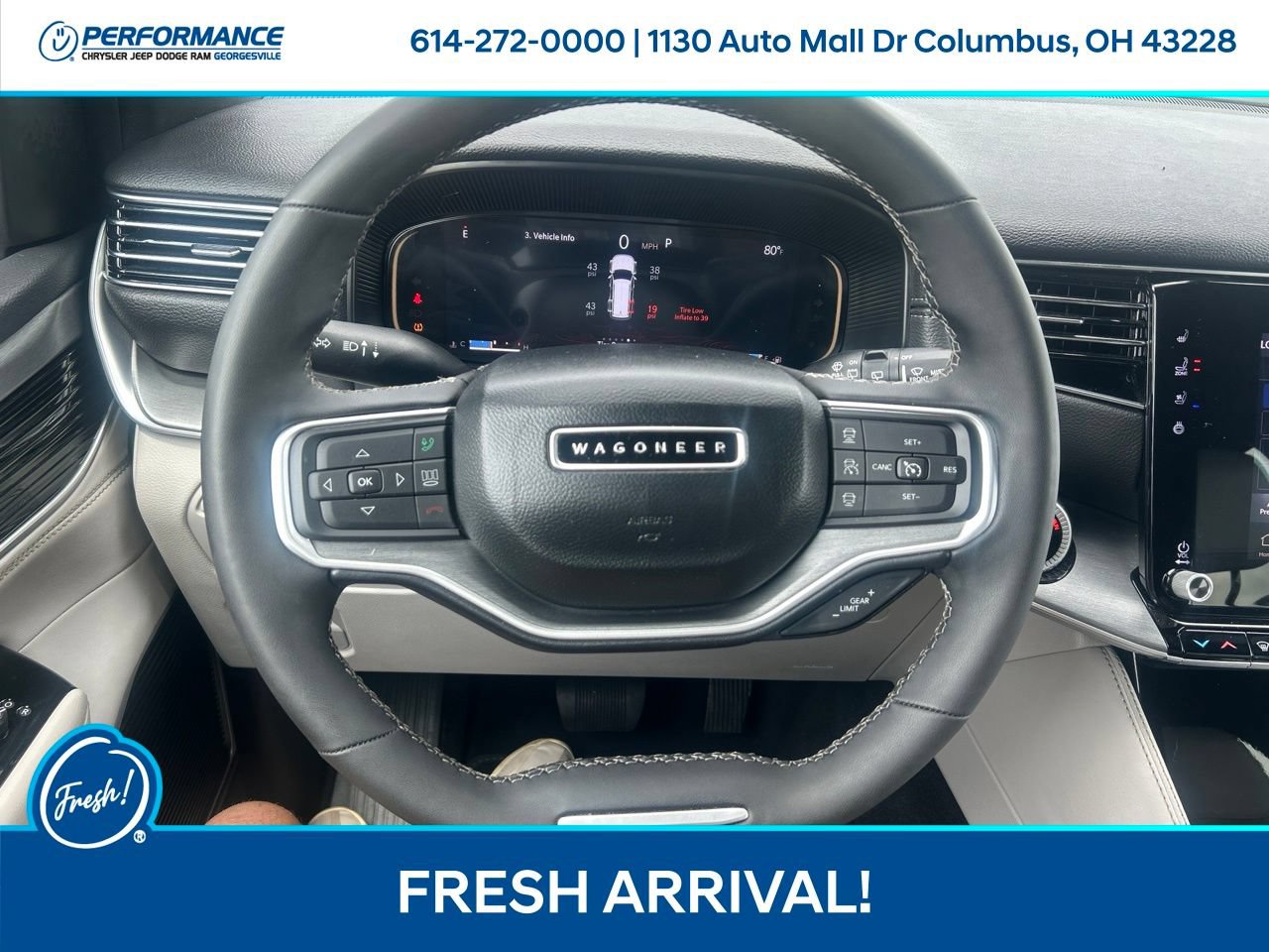 Used 2025 Jeep Wagoneer 4WD image 21