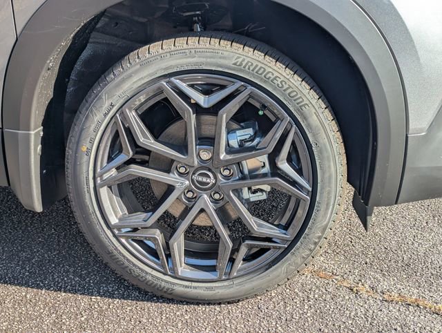 New 2026 Nissan Kicks SR w/ Cold Weather Package image 11