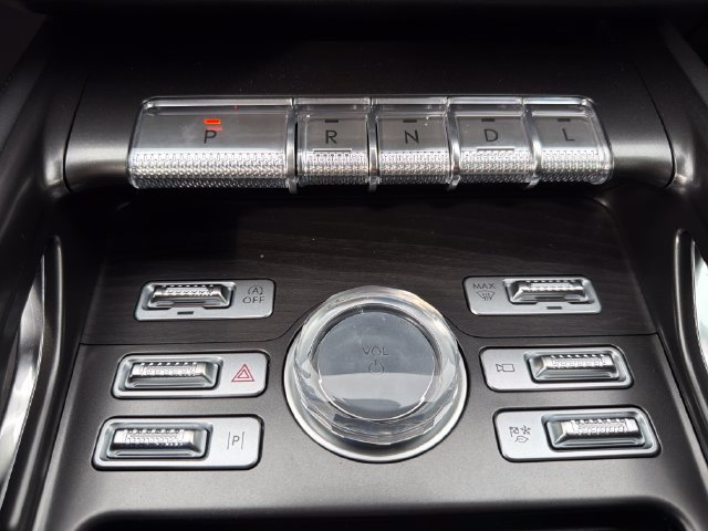 New 2026 Lincoln Nautilus Reserve AWD/4WD image 31