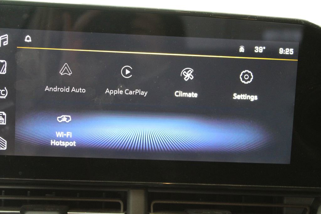 Used 2024 Chevrolet Trax LT image 29