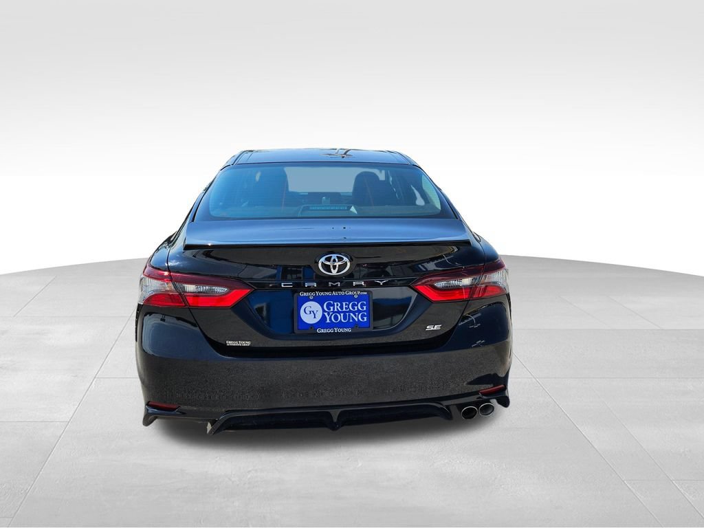 Used 2024 Toyota Camry SE FWD image 7