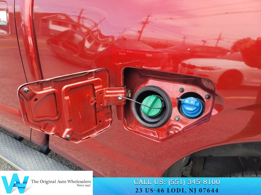 Used 2019 Nissan Titan SL AWD/4WD image 31