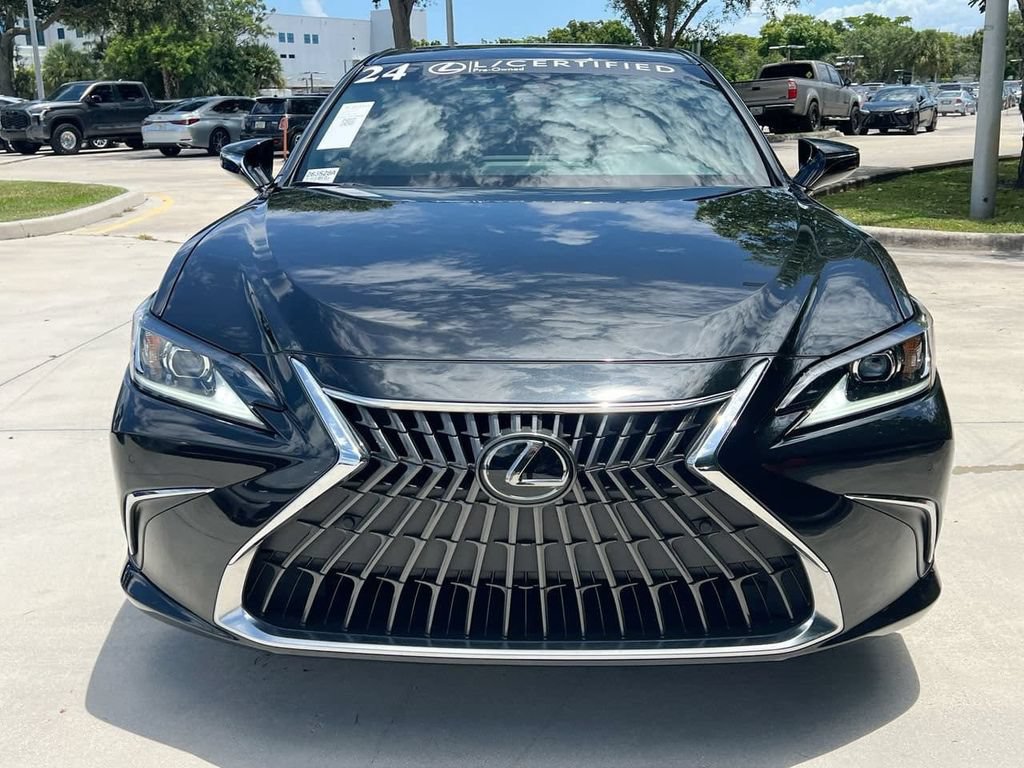 Certified 2024 Lexus ES 350 w/ Premium Package FWD image 2