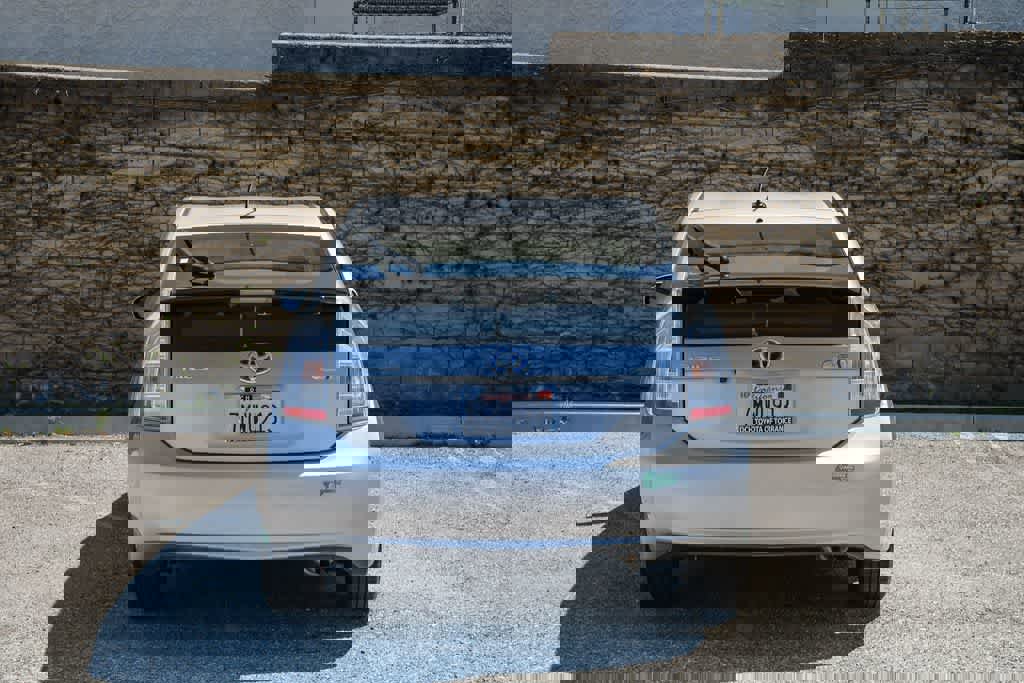 Used 2015 Toyota Prius Prime Plug-In Hybrid image 8