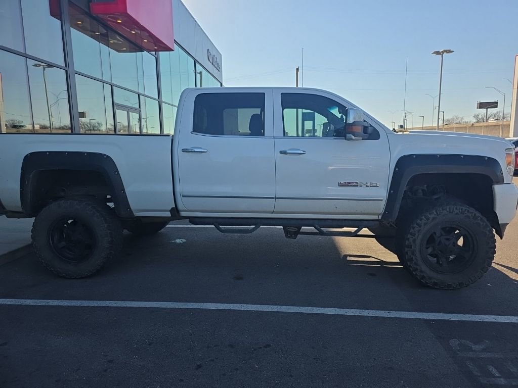 Used 2017 GMC Sierra 2500 SLT image 4