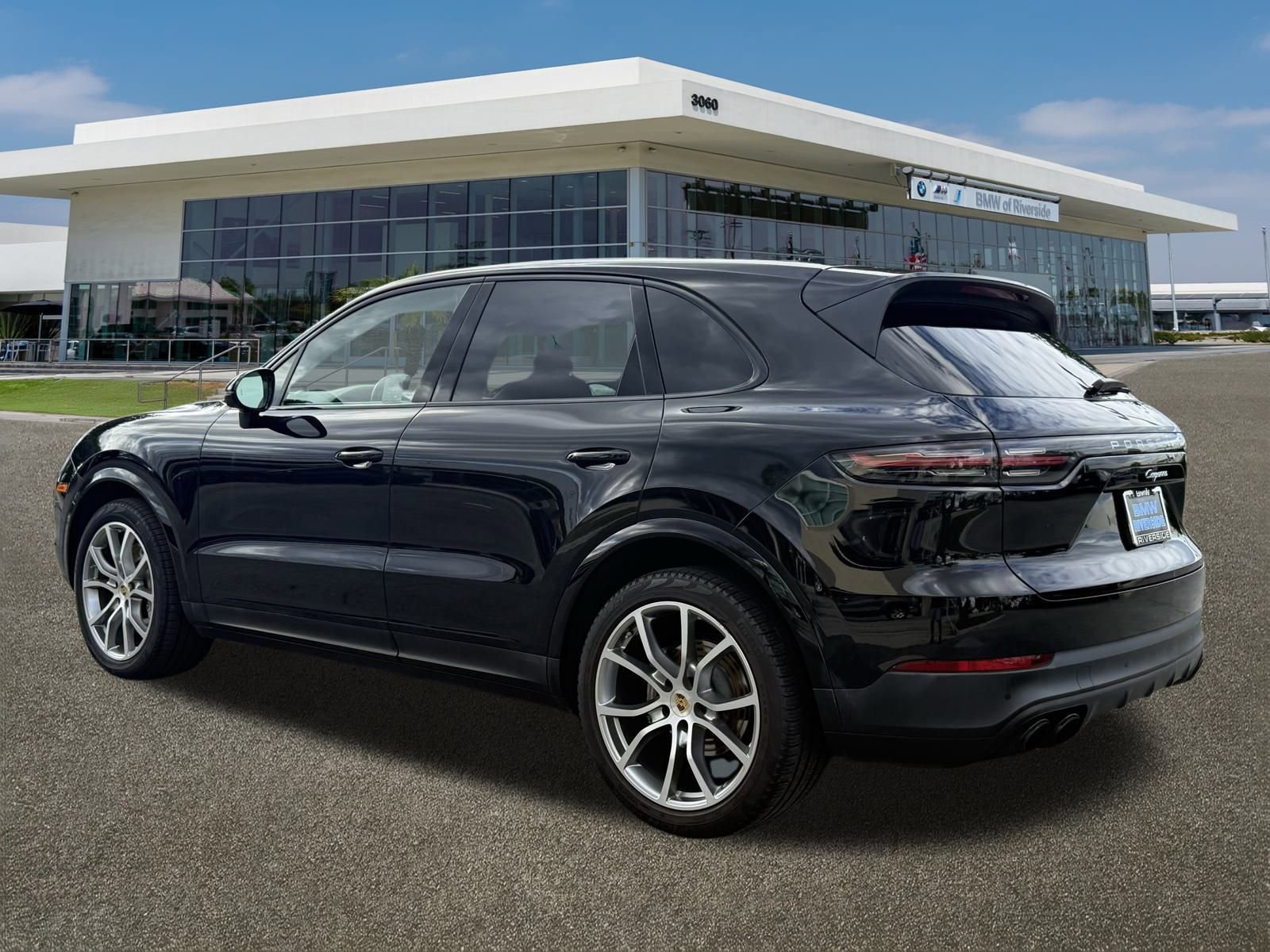 Used 2023 Porsche Cayenne image 7