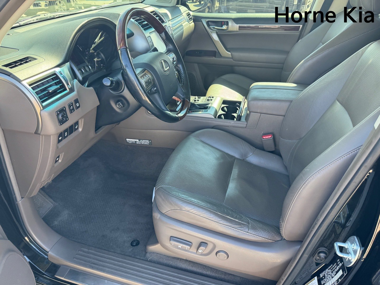 Used 2018 Lexus GX 460 Luxury AWD/4WD image 9