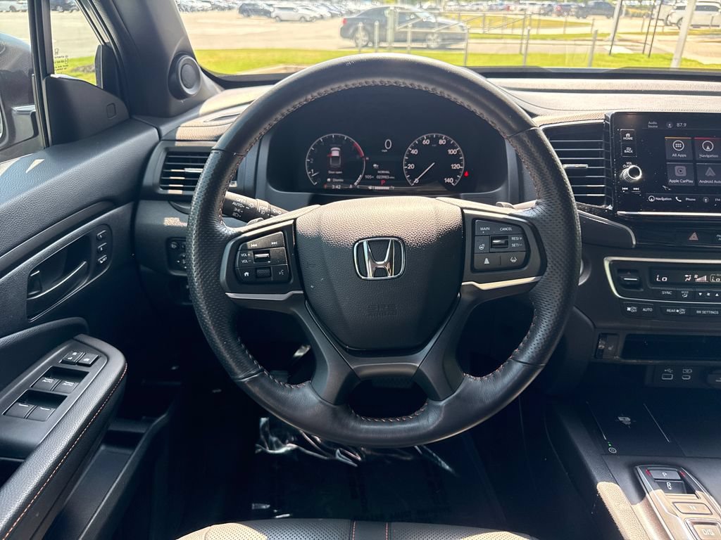Used 2025 Honda Ridgeline TrailSport image 19