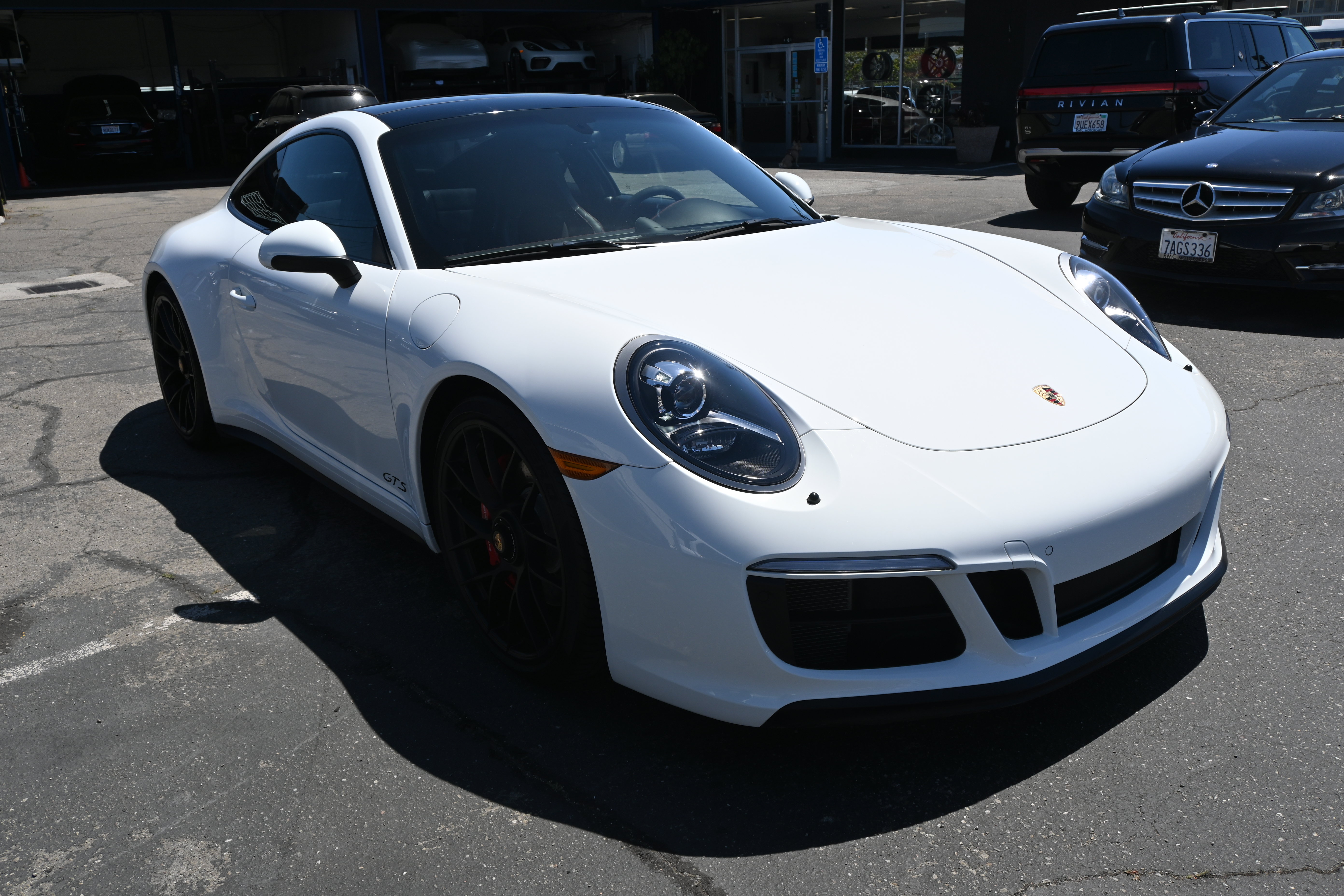 Used 2018 Porsche 911 GT3 RS image 10