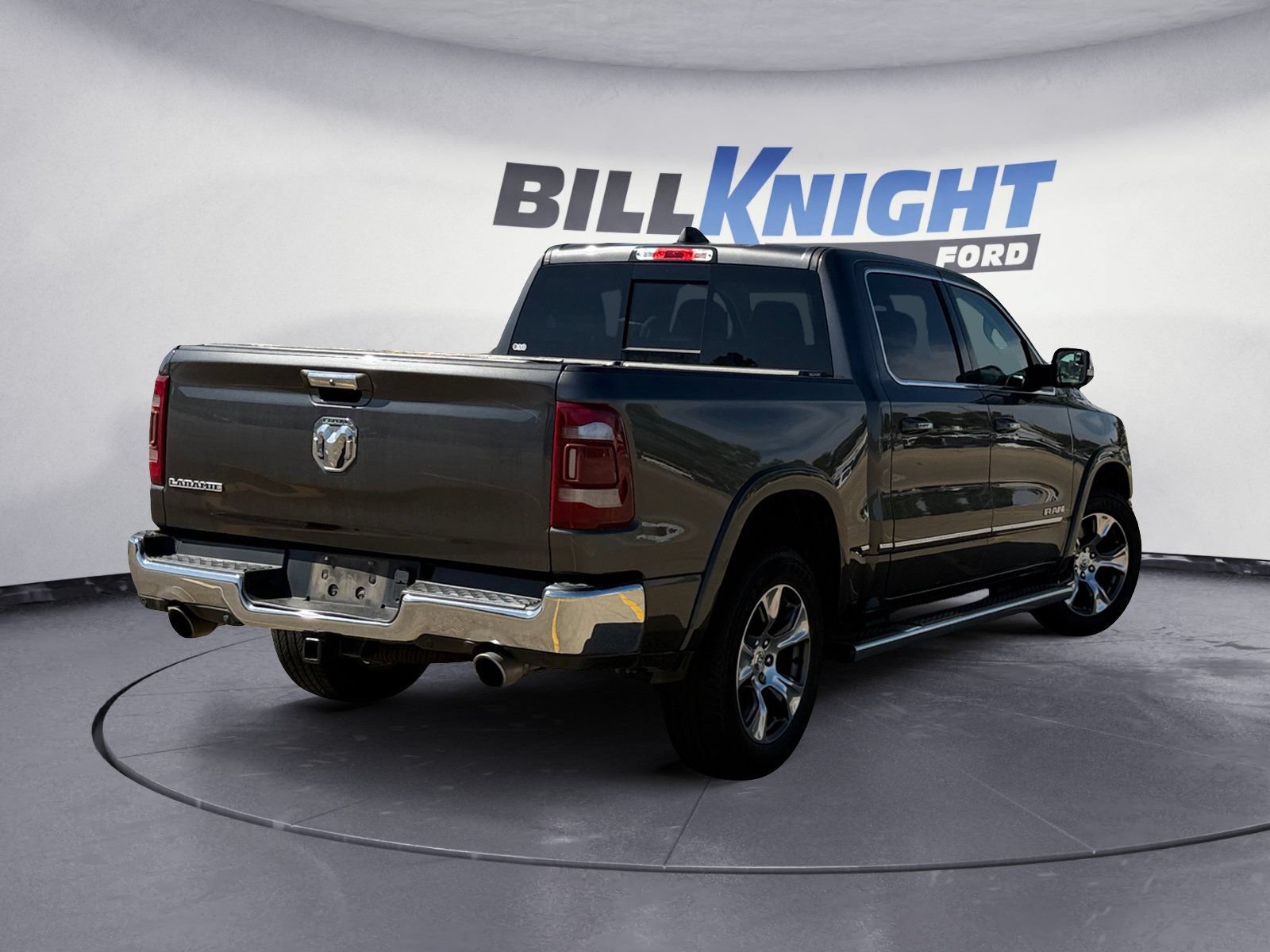 Used 2019 RAM 1500 Laramie RWD image 5