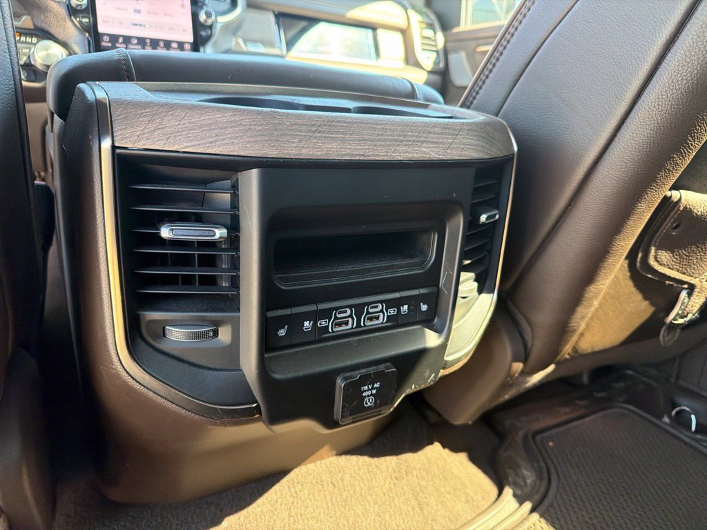 Used 2025 RAM 1500 Limited AWD/4WD image 30