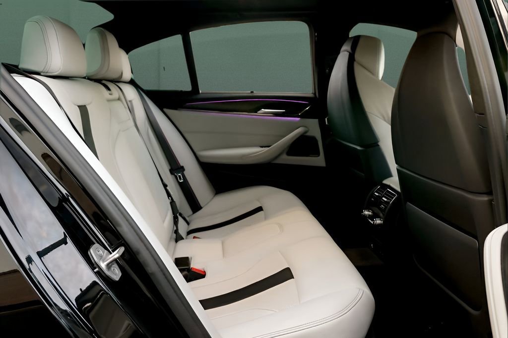 Used 2022 BMW M5 w/ Competition Package AWD/4WD image 20