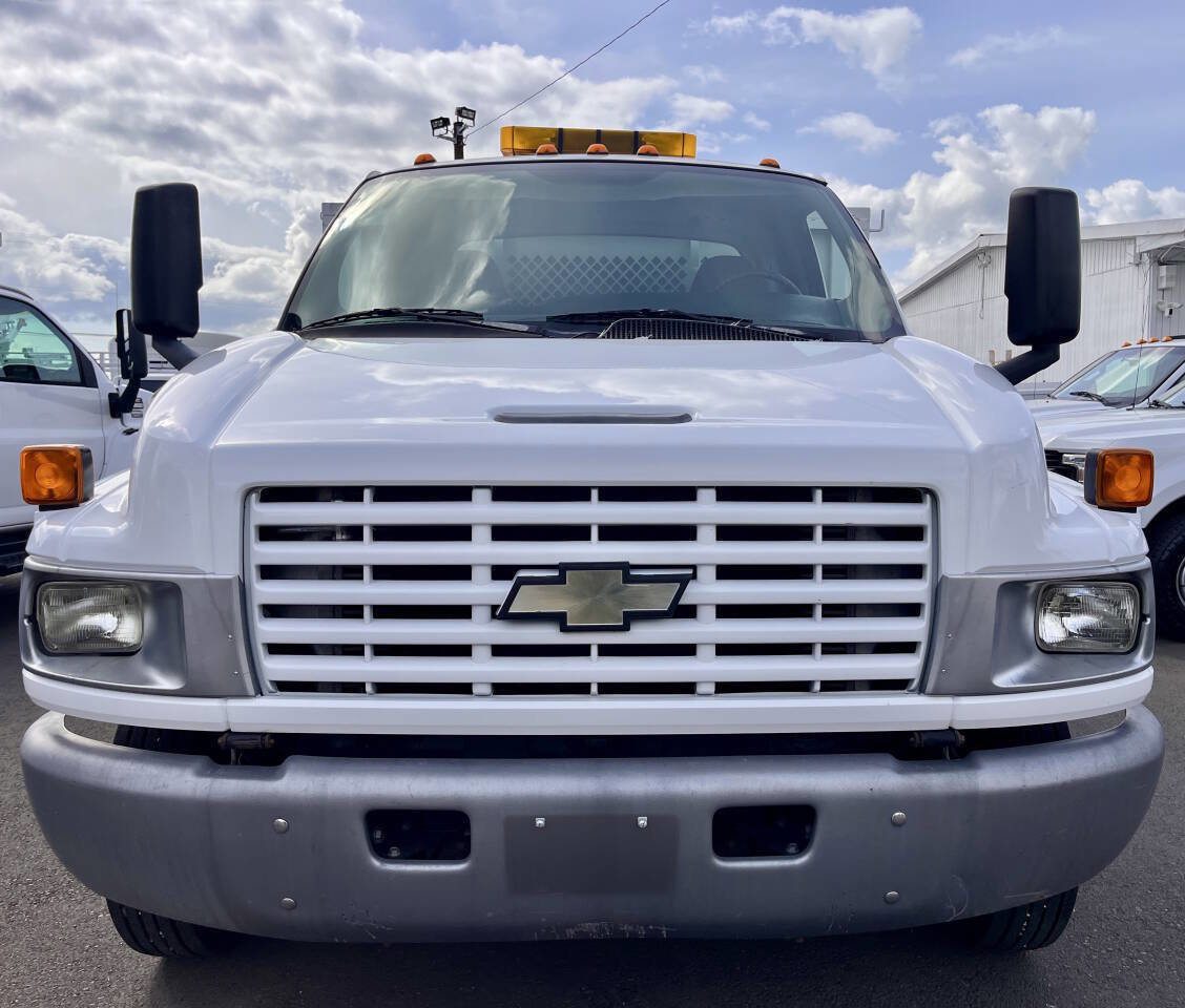 Used 2008 Chevrolet Kodiak C4500 2WD Regular Cab image 9