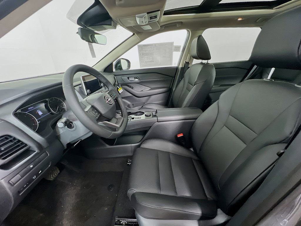 New 2026 Nissan Rogue SV image 18