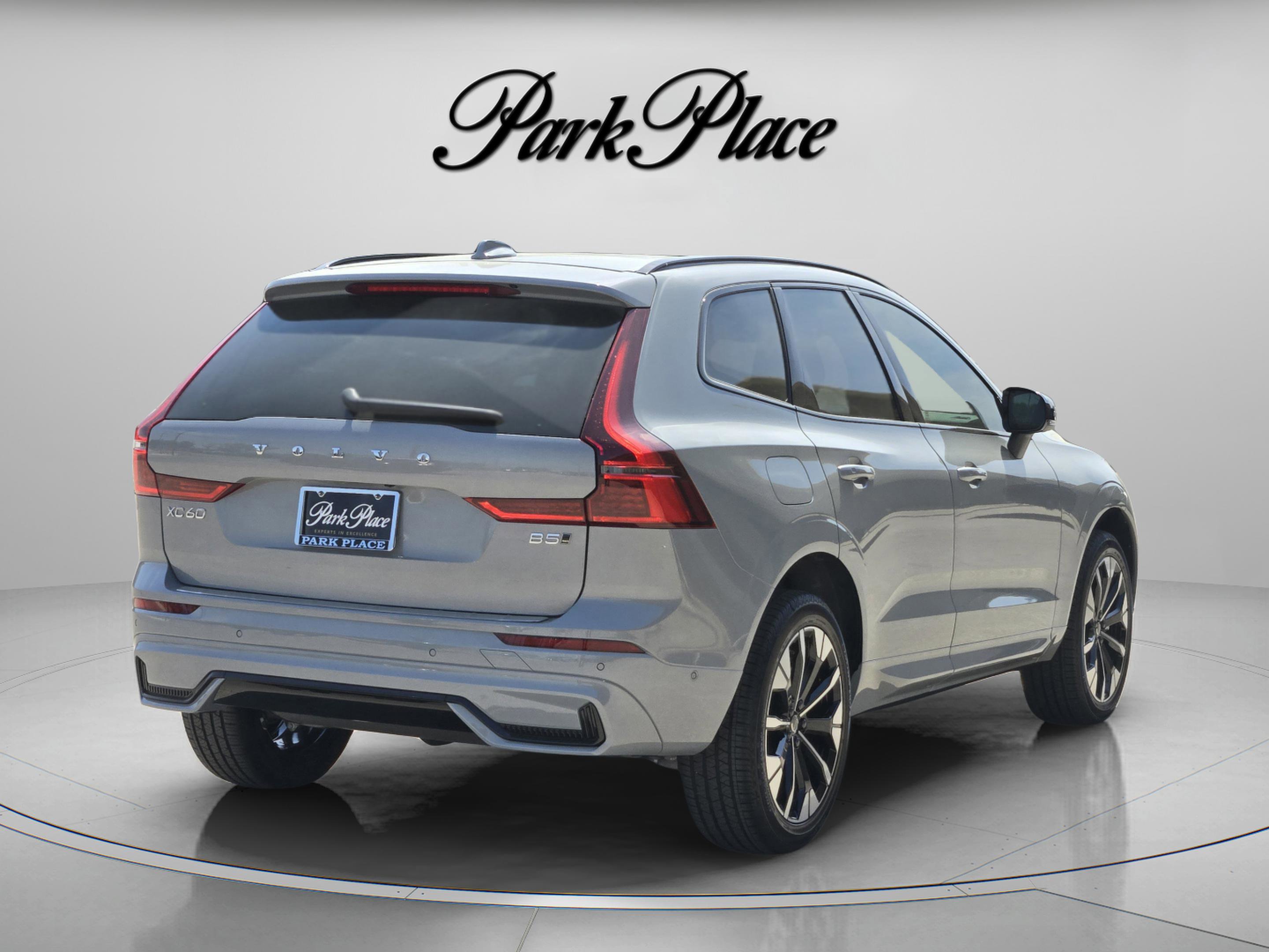 New 2026 Volvo XC60 B5 Plus w/ Protection Package Premier image 6
