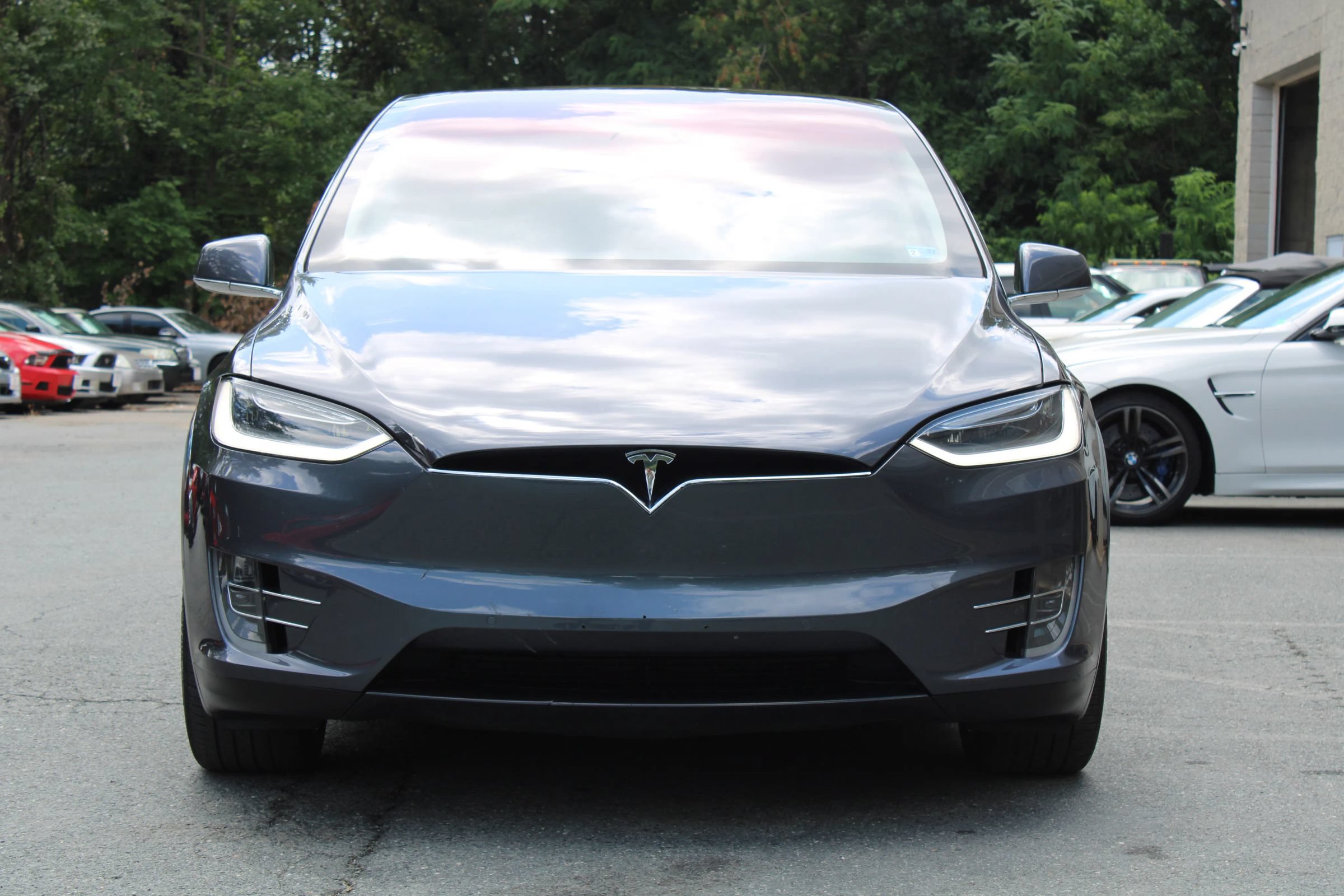 Used 2017 Tesla Model X 75D AWD/4WD image 2