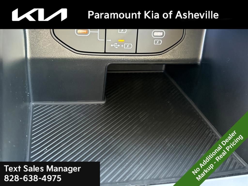 New 2026 Kia Sorento LX image 25