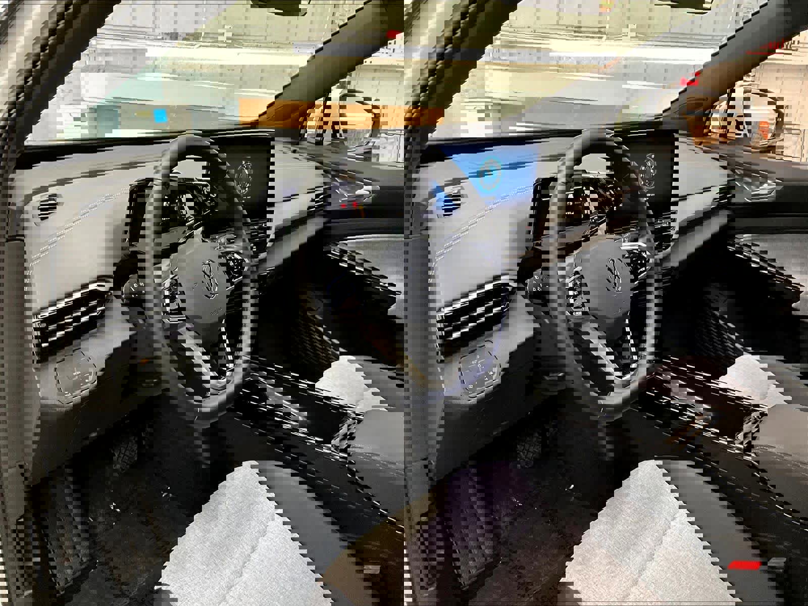 Certified 2024 Volkswagen ID.4 2WD image 16