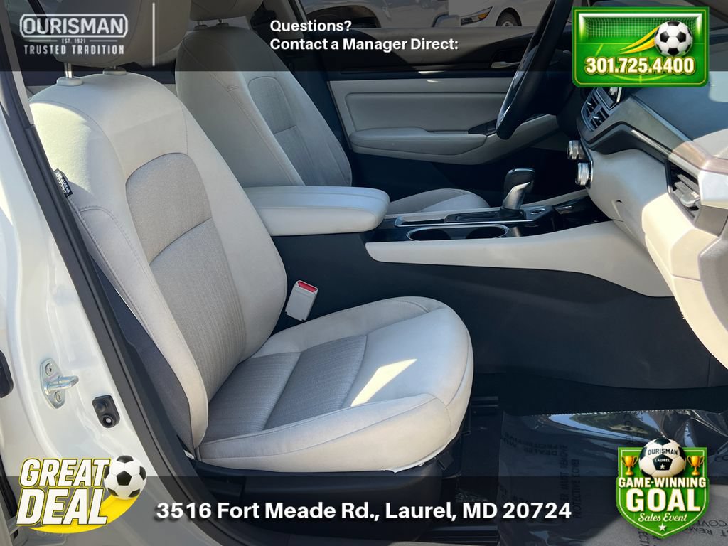 Used 2024 Nissan Altima 2.5 SV FWD image 20