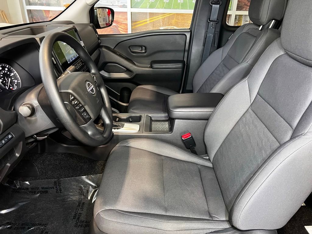 Used 2025 Nissan Frontier S image 16