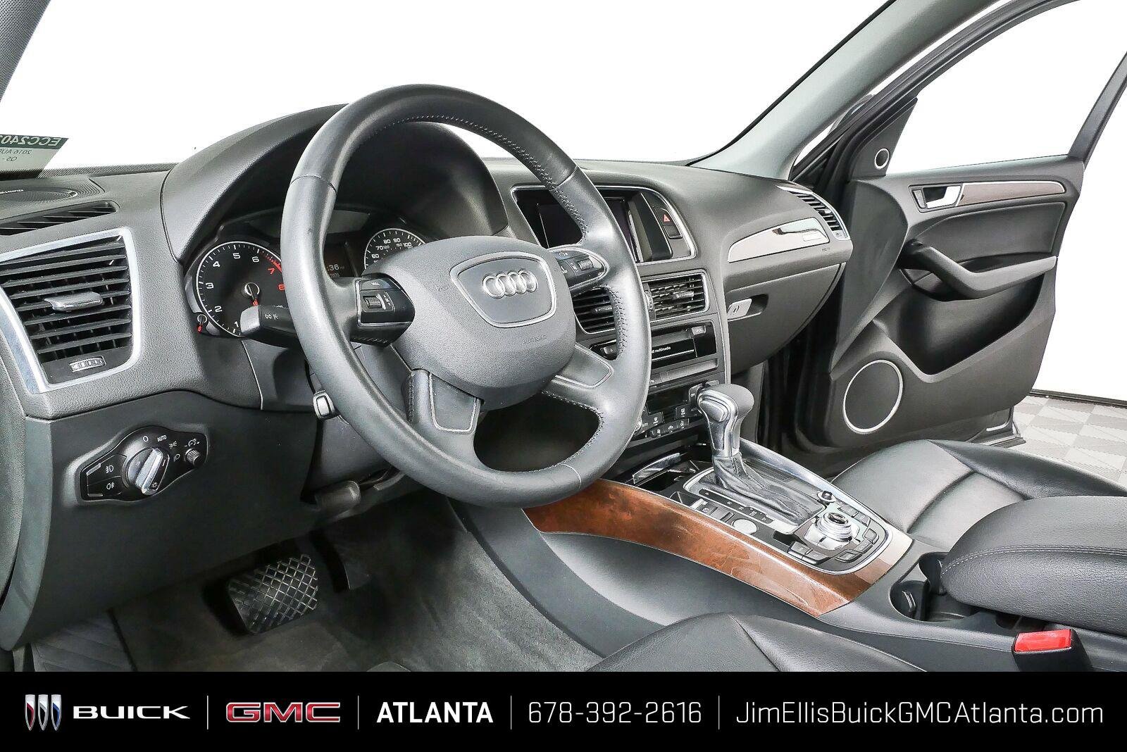 Used 2016 Audi Q5 2.0T Premium Plus w/ Technology Package AWD/4WD image 4