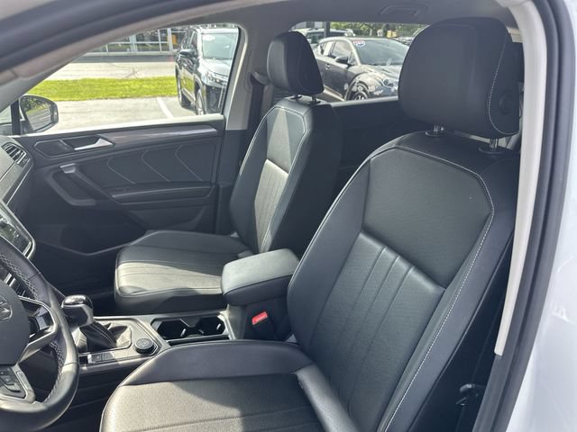 Used 2024 Volkswagen Tiguan SE AWD/4WD image 15