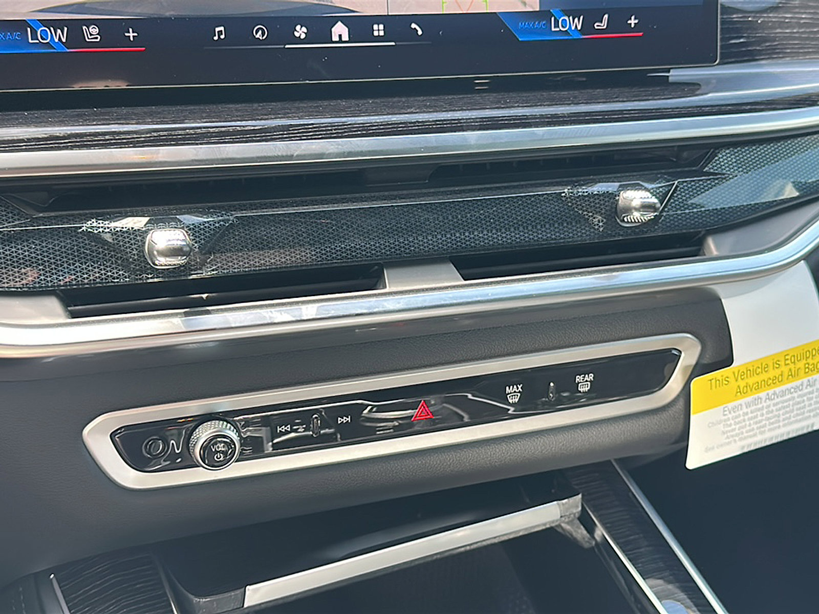 New 2026 BMW X5 sDrive40i w/ M Sport Package image 24