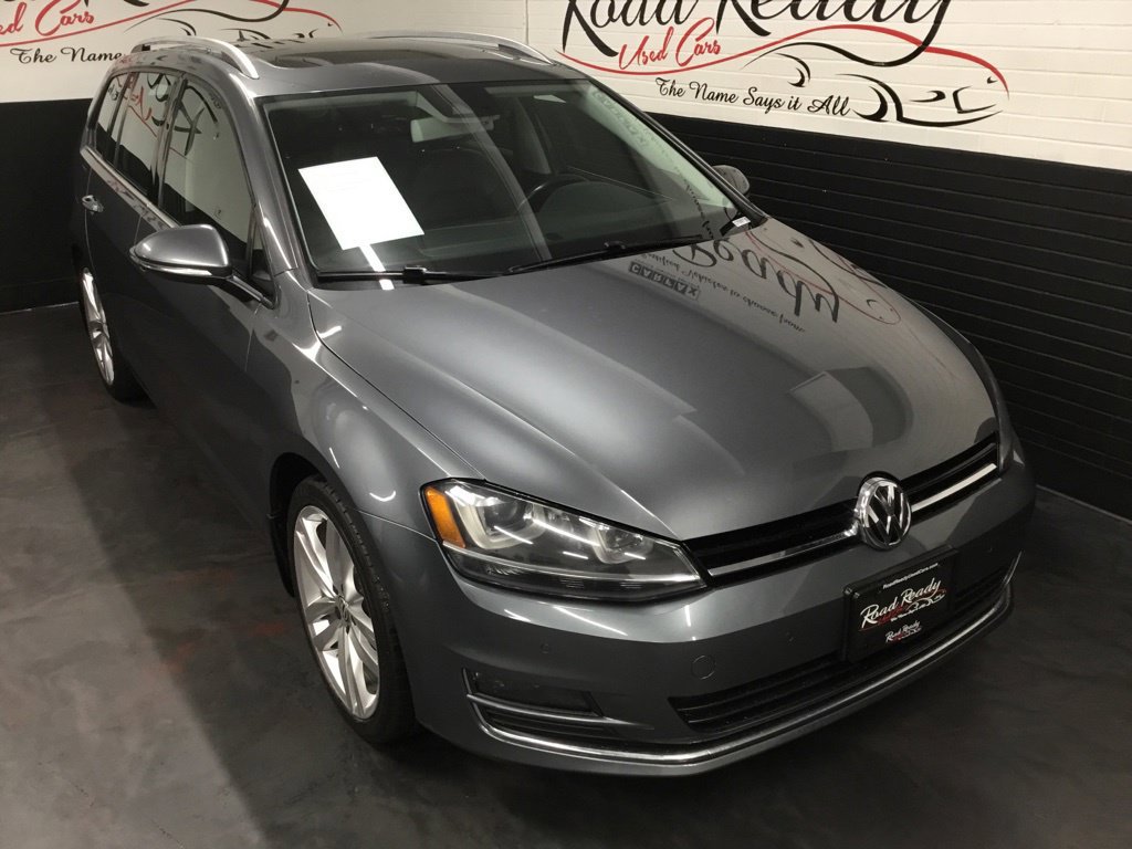 Used 2016 Volkswagen Golf SEL w/ Lighting Package (SEL) FWD image 2