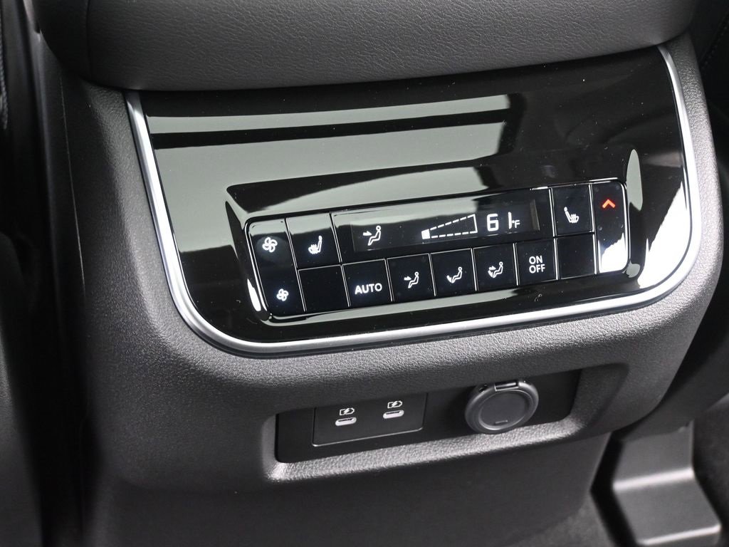 New 2026 INFINITI QX80 Pure w/ Cargo Package image 16