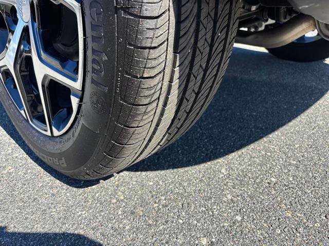 Certified 2024 Jeep Compass Limited image 8