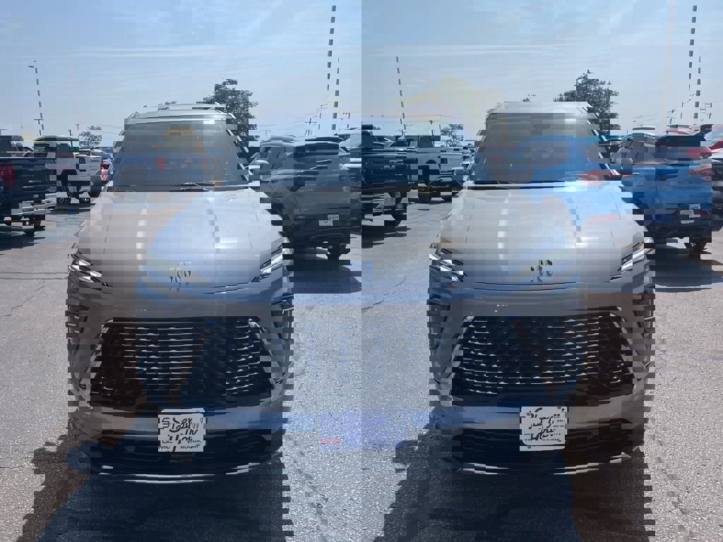 New 2026 Buick Enclave Avenir w/ Super Cruise Package image 2