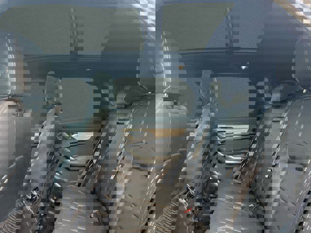 Certified 2025 Jaguar F-PACE R-Dynamic S image 16