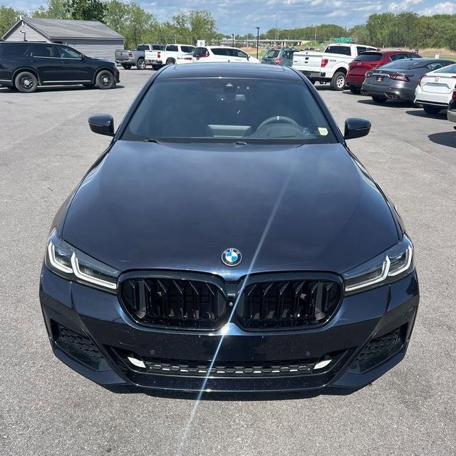 Used 2021 BMW 540i xDrive AWD/4WD image 2