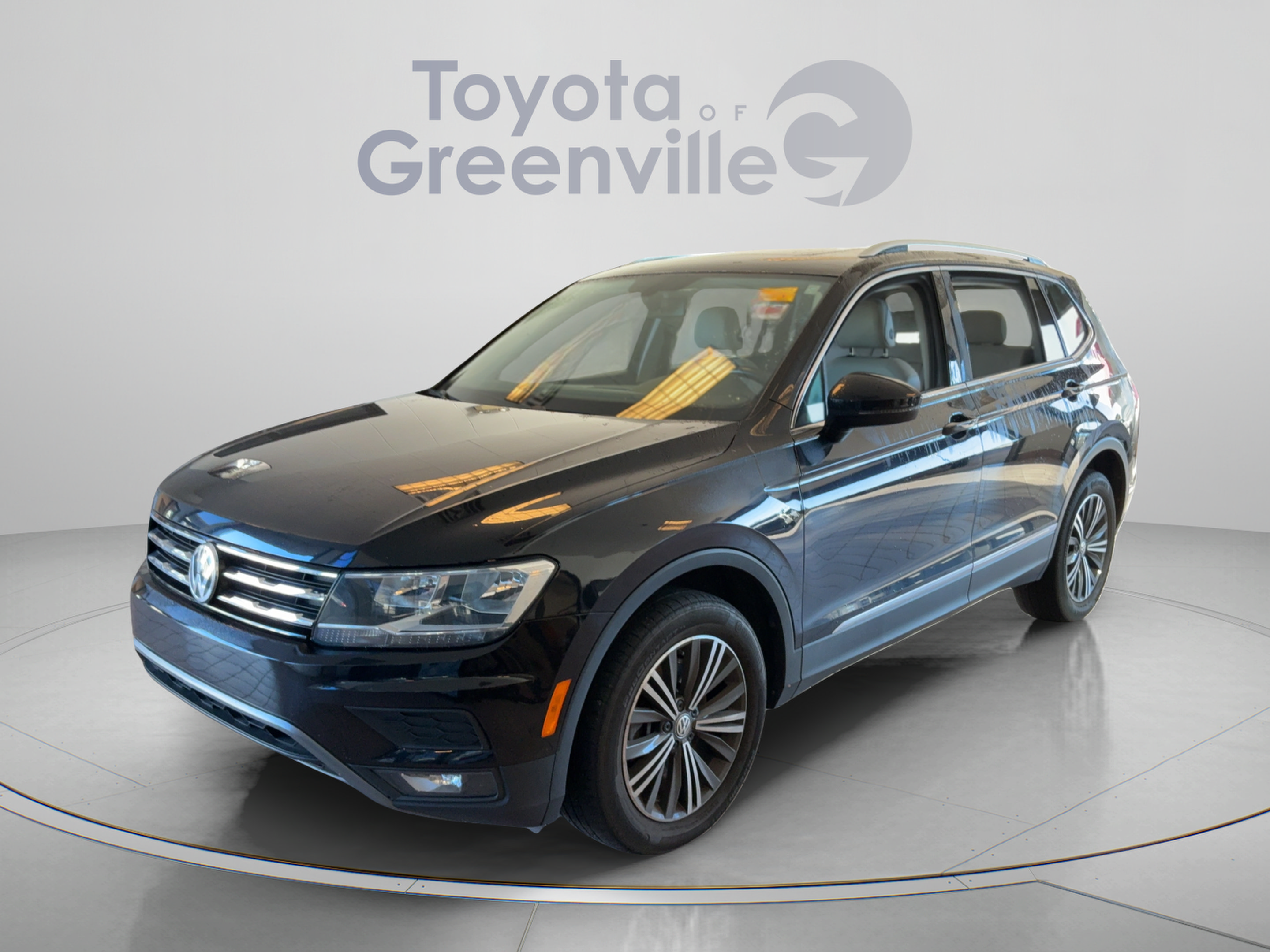 Used 2018 Volkswagen Tiguan SEL