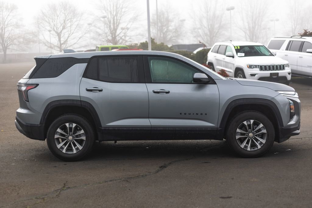 New 2026 Chevrolet Equinox LT w/ Convenience Package II image 8